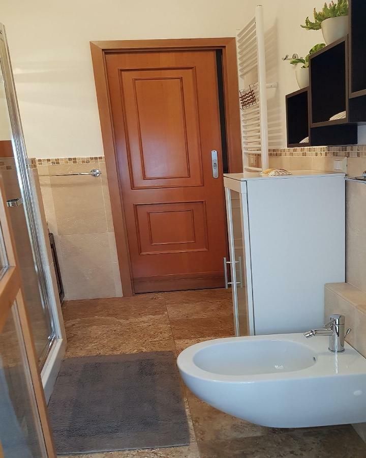 Casa Vacanze "Sara" Альгеро Экстерьер фото